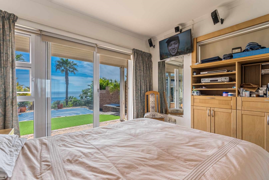 5 Bedroom Property for Sale in Camps Bay Western Cape